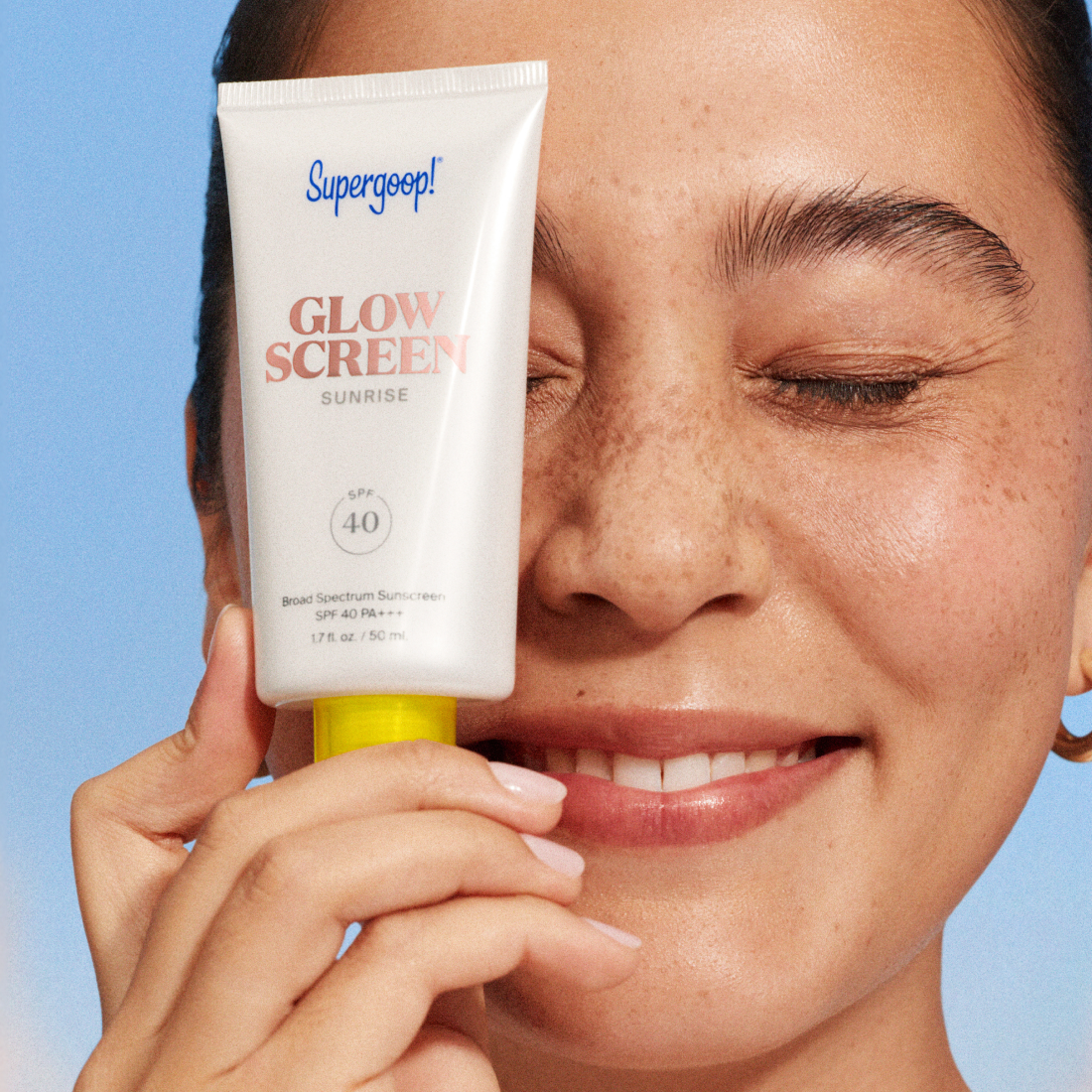 asked-answered/do-you-apply-sunscreen-before-or-after-makeup