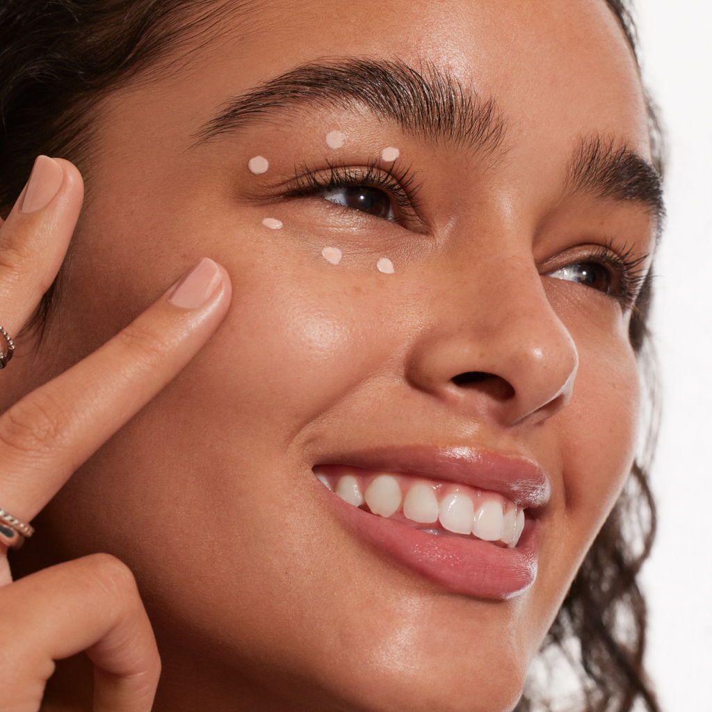 3 Ways to Care for the Skin Under Your Eyes
