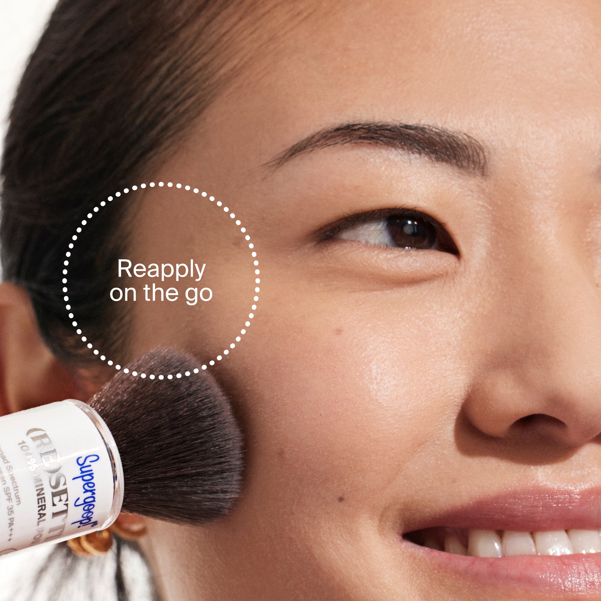 (Re)setting 100% Mineral Powder SPF 35 in shade Translucent Light Medium Deep 