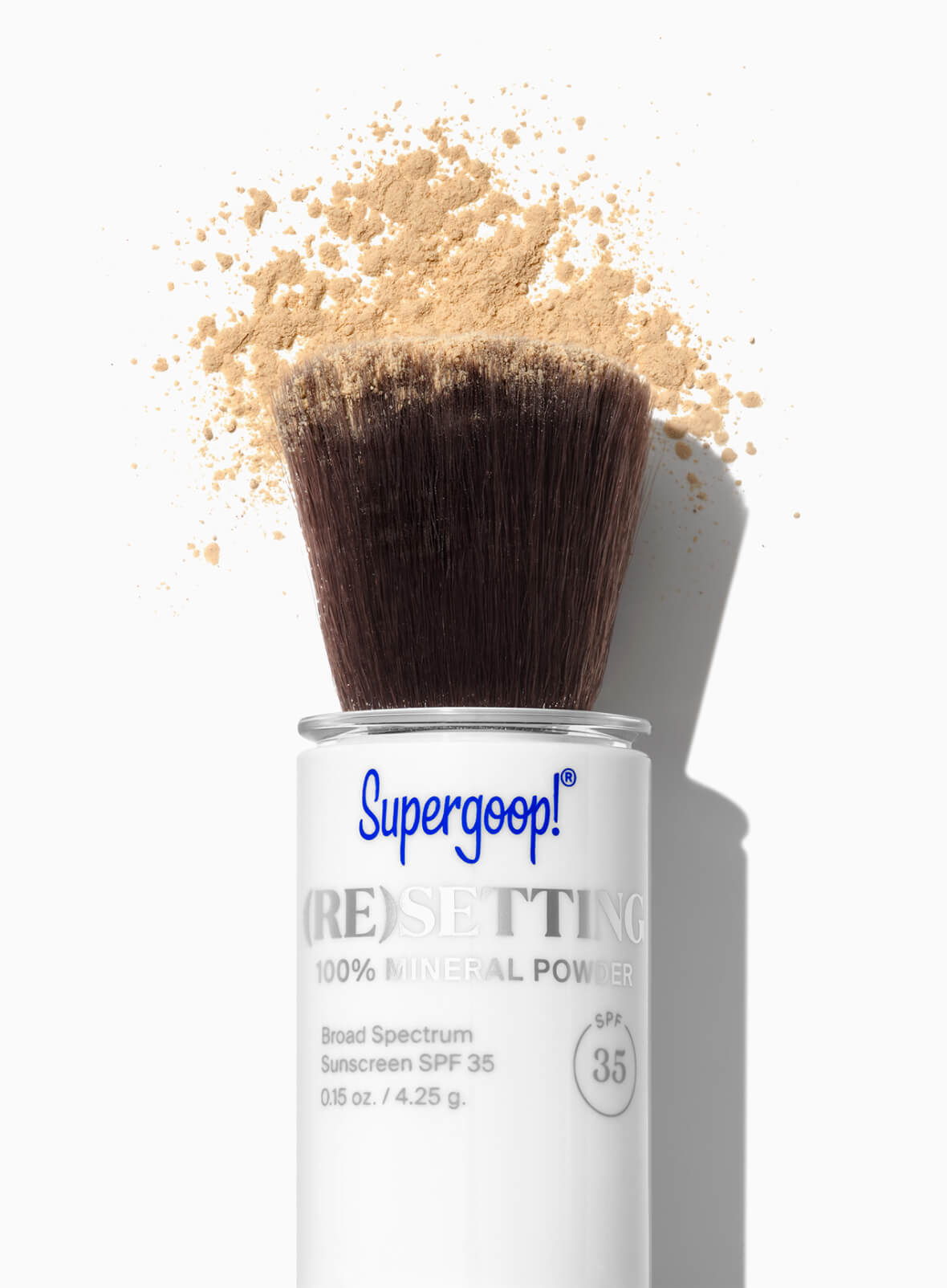 (Re)setting 100% Mineral Powder SPF 35 in shade Light applicator